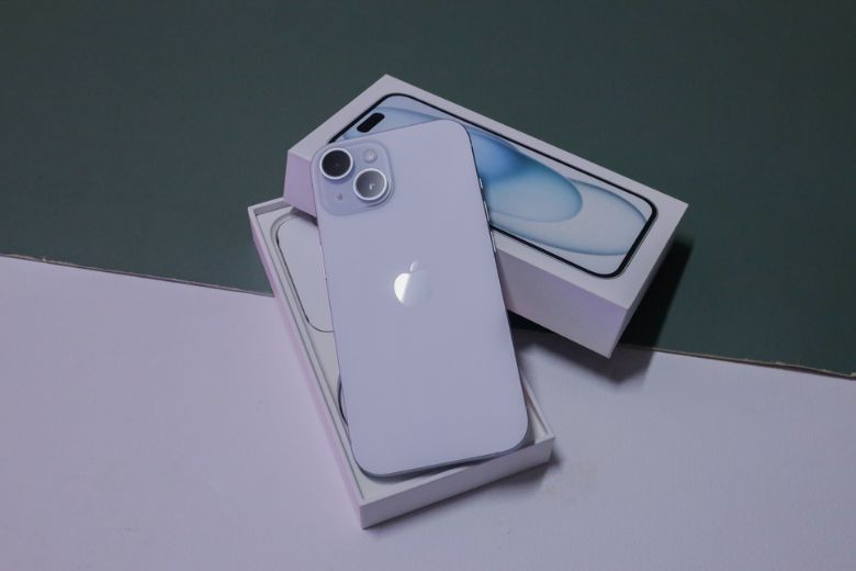 Đánh giá iPhone 15 Plus chi tiết từ A - Z từ các chuyên gia