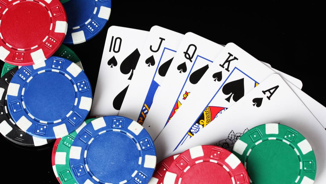 Hiểu các thuật ngữ của Texas Hold'em Poker – BetMGM