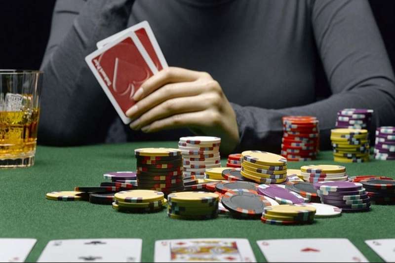 Rejam Poker Là Gì? Các Trường Hợp Người Chơi Nên Cân Nhắc Rejam