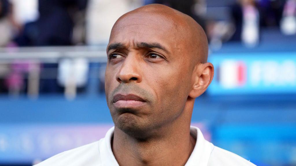 Thierry Henry nghỉ hưu với tư cách là huấn luyện viên đội tuyển U21 Pháp sau khi giành huy chương bạc Olympic - BBC Sport
