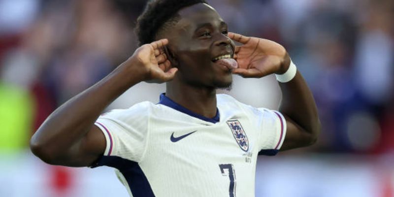 Bukayo Saka là đội trưởng mới của tuyển Anh